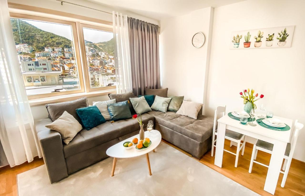 Four Views Apartments Budva Extérieur photo